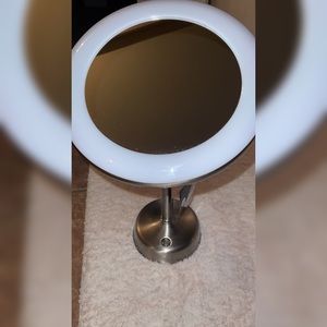 Customizable Sunlight LED Lighted Vanity Mirror